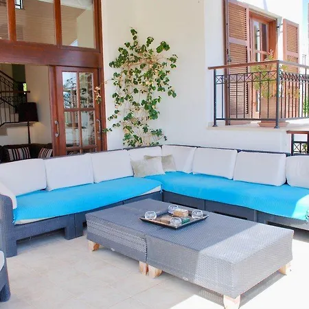 “the Secret To Enjoying The Perfect Holiday″-villa Thrasos Kouklia
